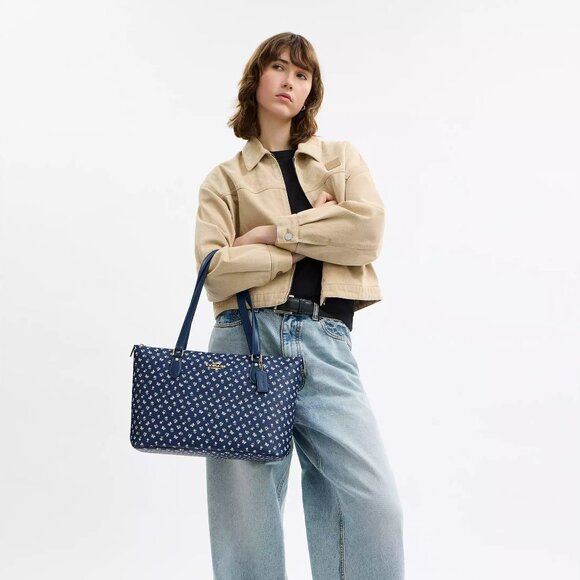 🌸❤️ Coach Gallery Tote Bag With Floral Print - Picture 2 of 8